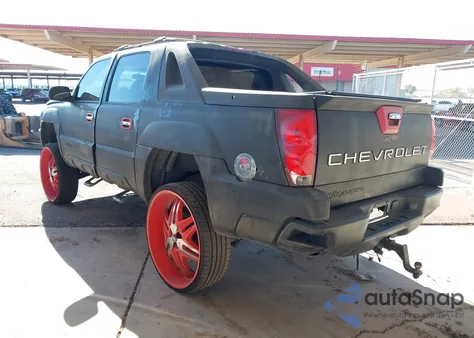 2004 Chevrolet Avalanche 1500 z USA, uszkodzony, nr VIN 3GNEC12T24G305941